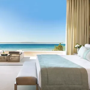 46_sd_deluxe-one-bedroom-suite-grand-balcony-beach-front-4